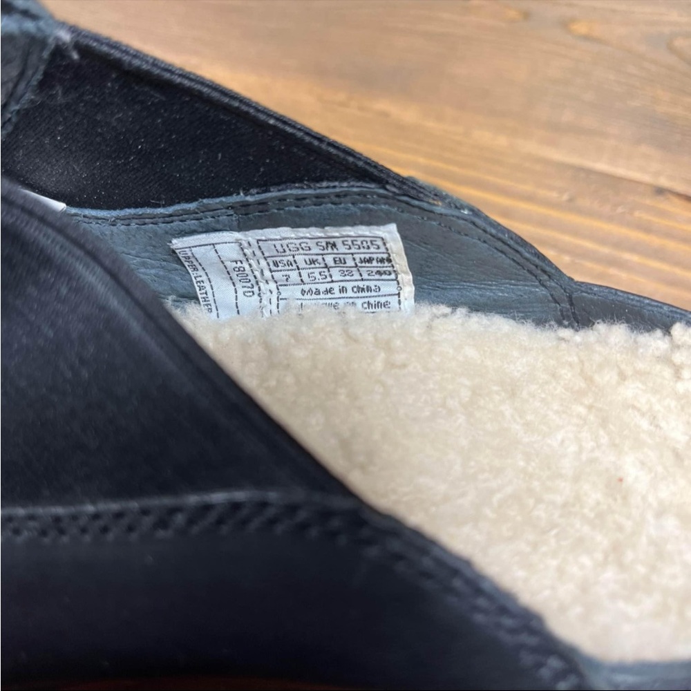 UGG Mule Leather Sheepskin Clogs - Picture 8 of 8